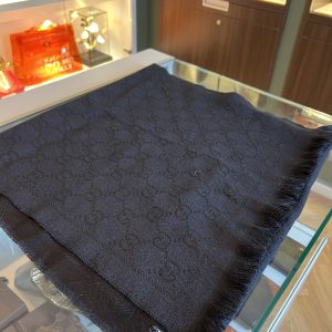 gucci sjaal zwart