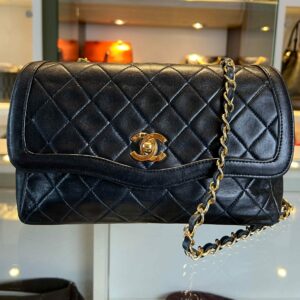 chanel matelasse lamsleder