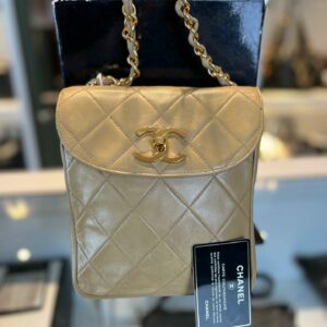 chanel vintage crossbody bag