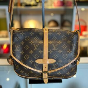 louis vuitton saumur 30