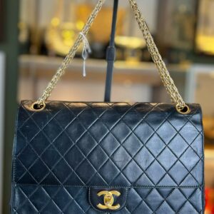 chanel classic double flap bag