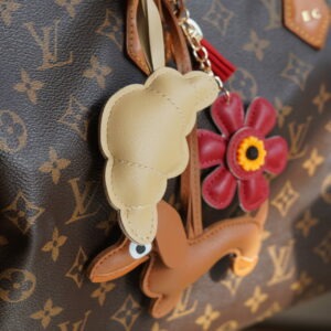 bag charm croissant