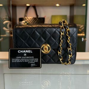 Chanel classic single flap bag