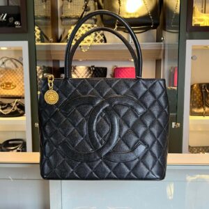 chanel caviar tote bag