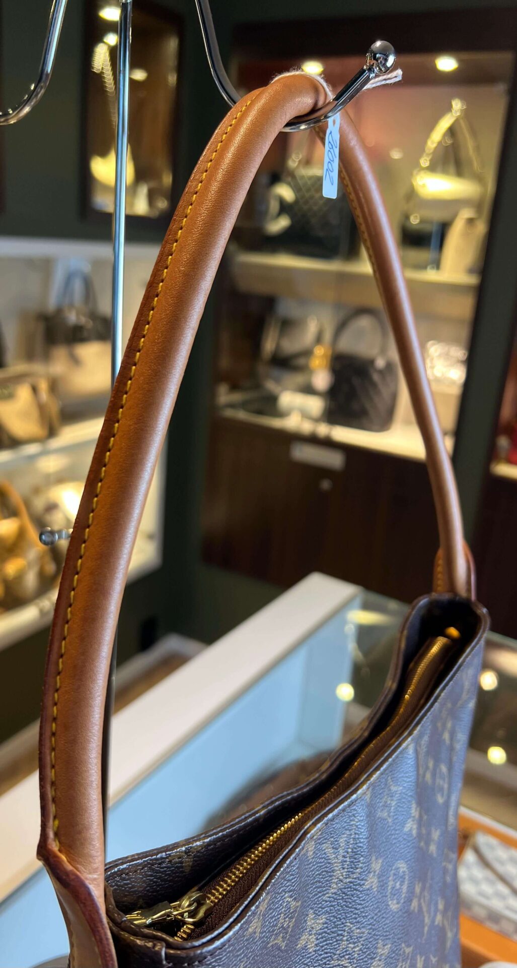 Louis Vuitton Looping GM - Afbeelding 18