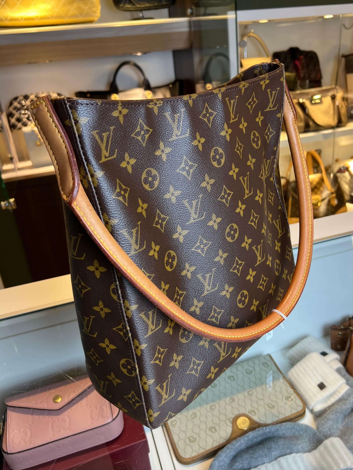 Louis Vuitton Looping GM - Afbeelding 2