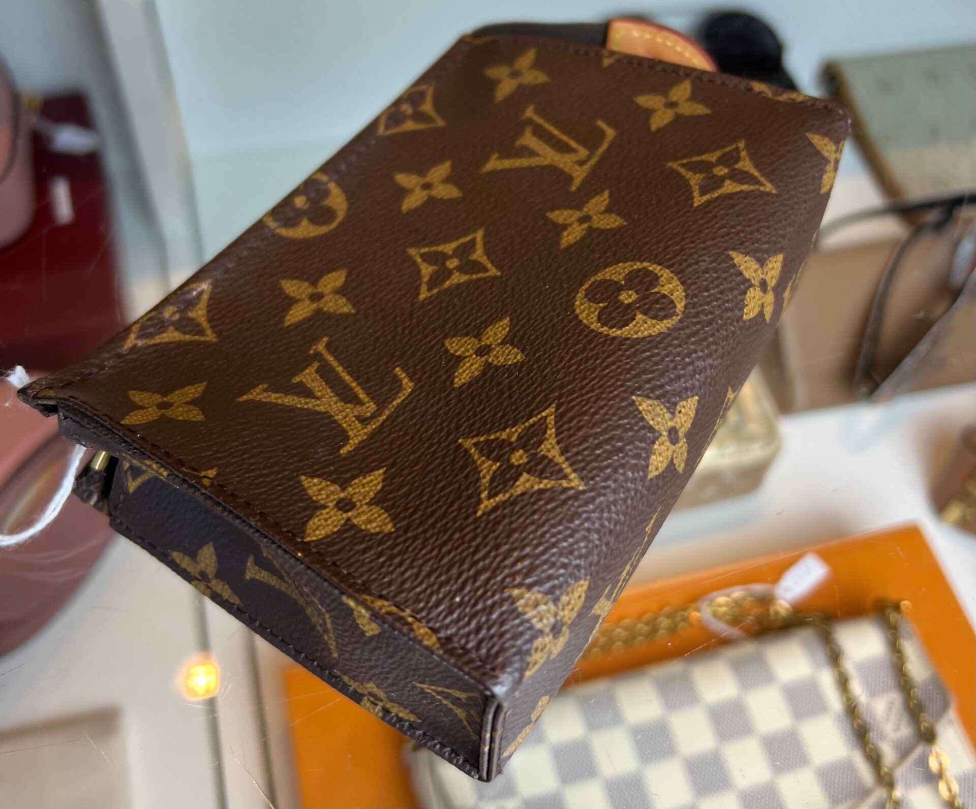 Louis Vuitton Toilette Pouch 14cm - Afbeelding 9