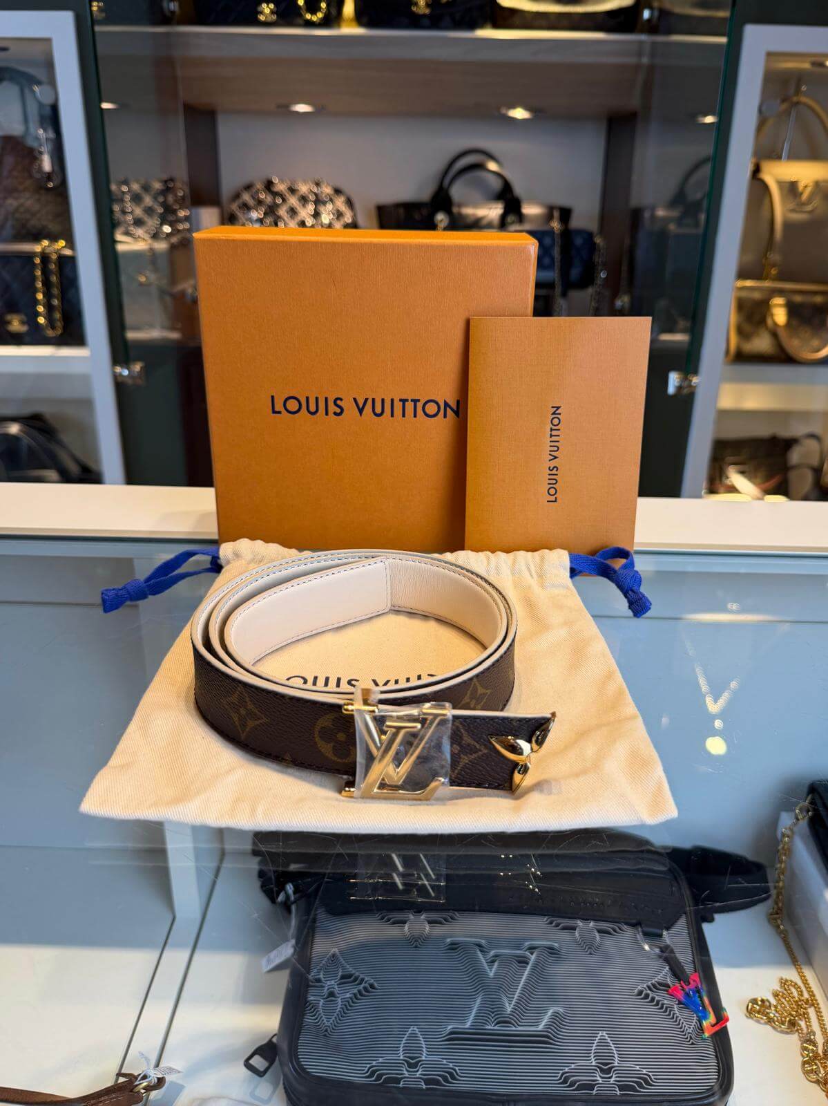 Louis Vuitton Reversible Belt