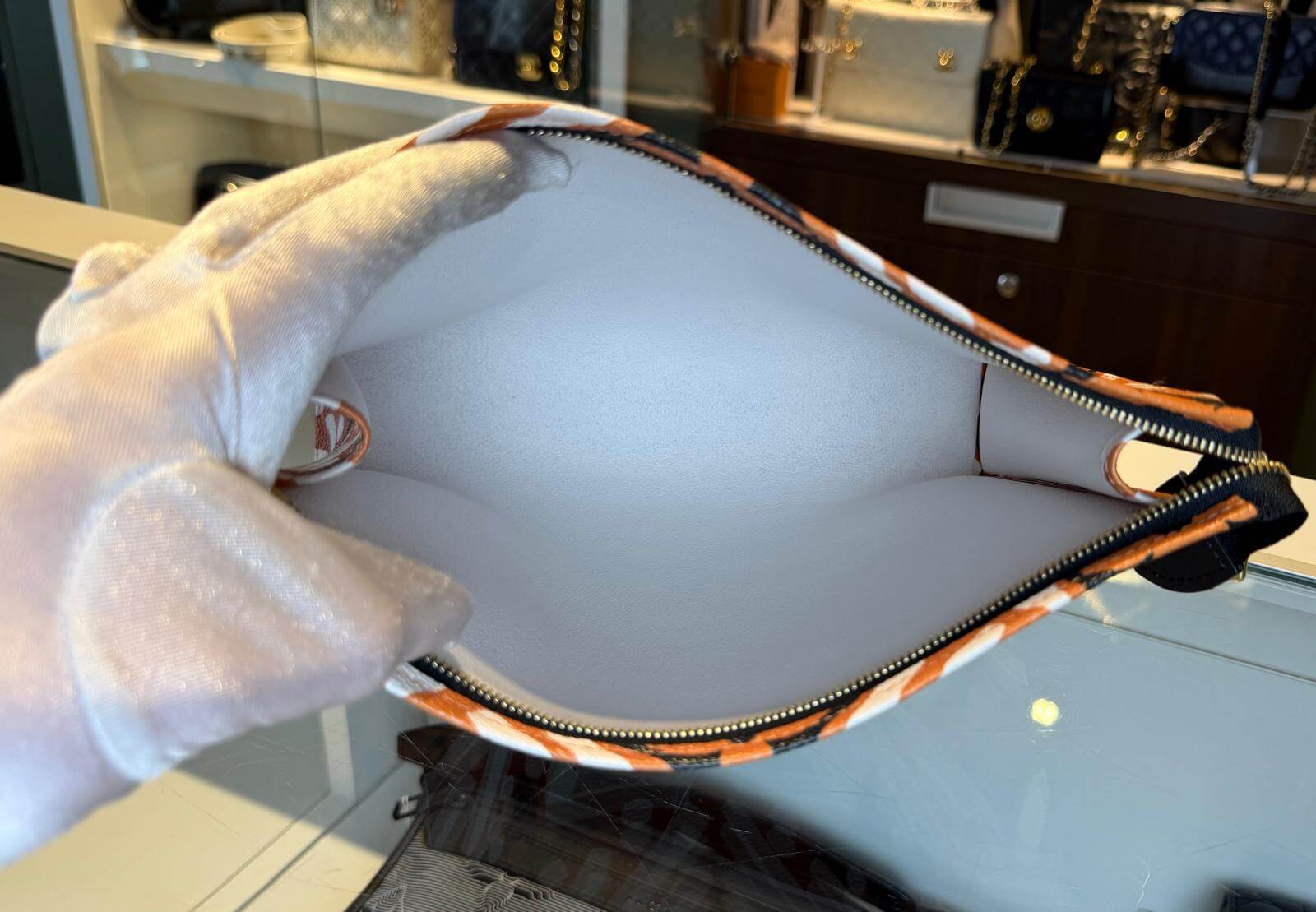 Louis Vuitton Toilette Pouch 26 Giant Crafty - Afbeelding 10