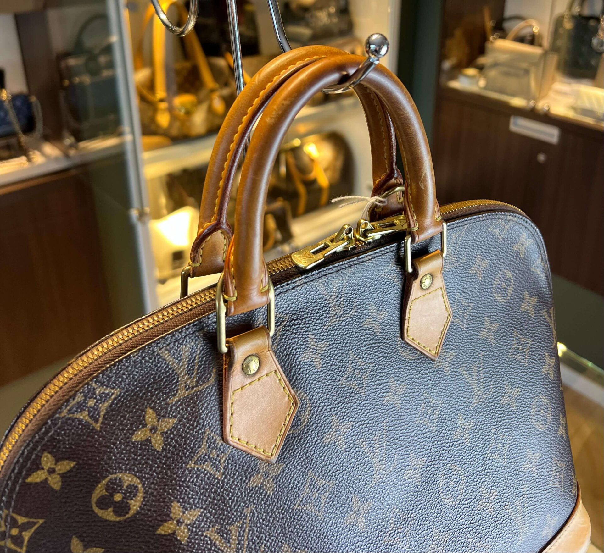 Louis Vuitton Alma - Afbeelding 6