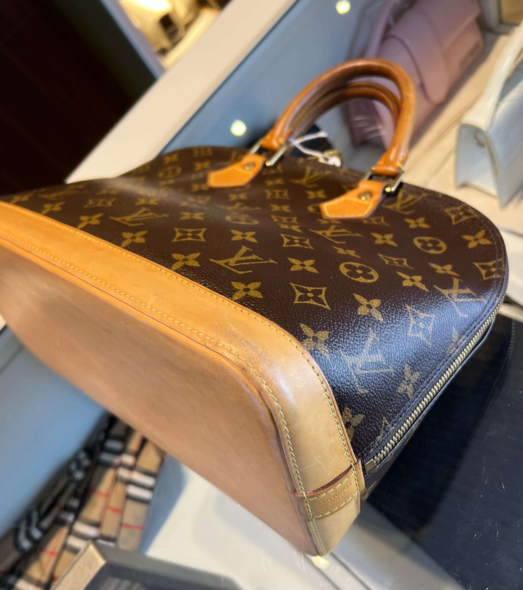 Louis Vuitton Alma - Afbeelding 17
