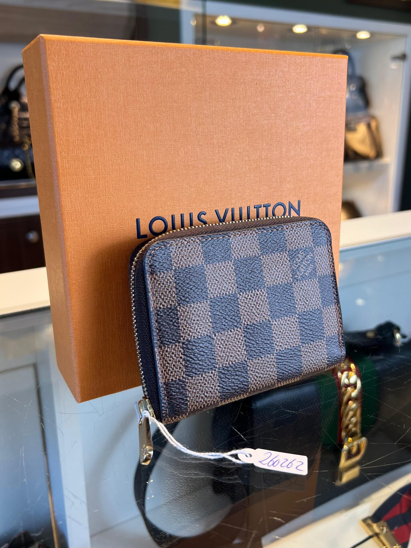 louis vuitton zippy wallet