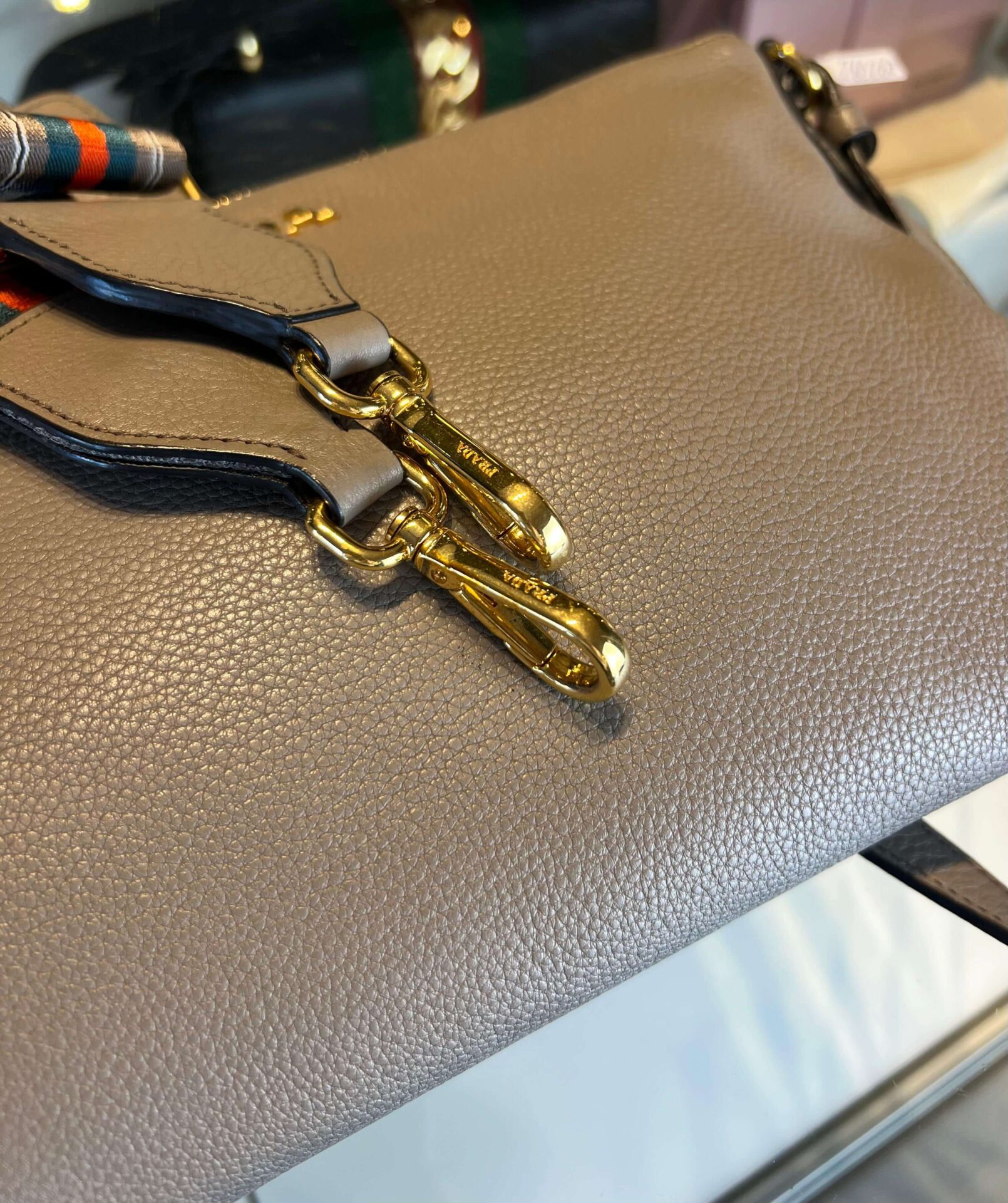 Prada Vitello Daino crossbody tas - Afbeelding 15
