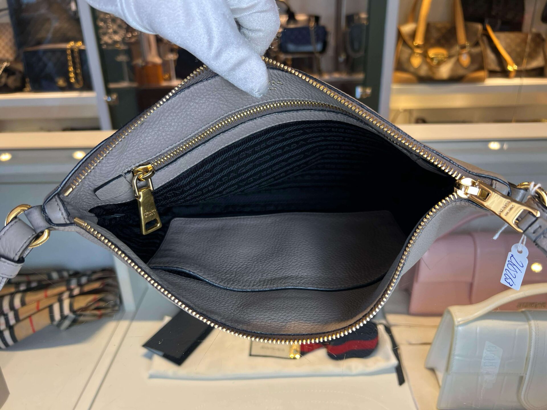 Prada Vitello Daino crossbody tas - Afbeelding 13