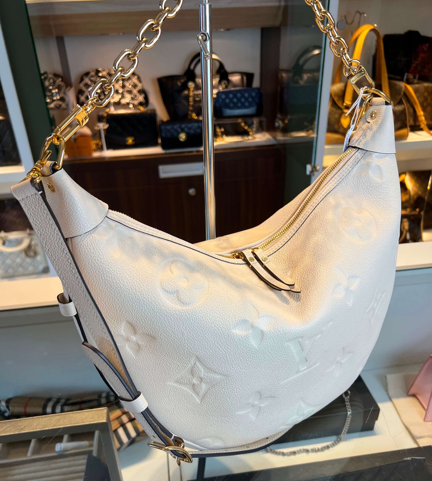 Louis Vuitton Loop Hobo GM - Afbeelding 6