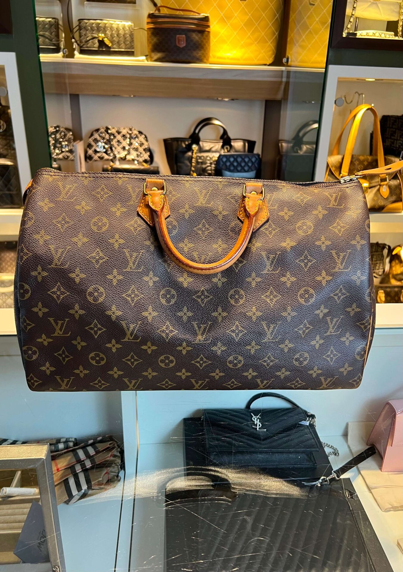 louis vuitton speedy 40