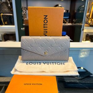 louis vuitton sarah wallet