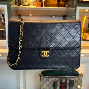 chanel classic single flap bag
