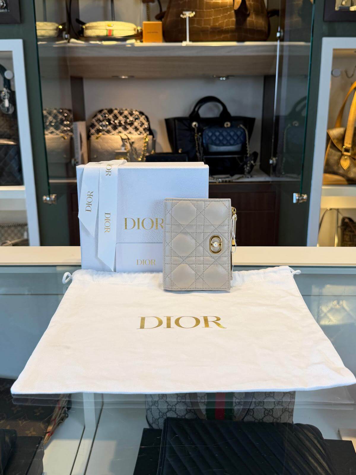 Dior Jolie Dahlia wallet