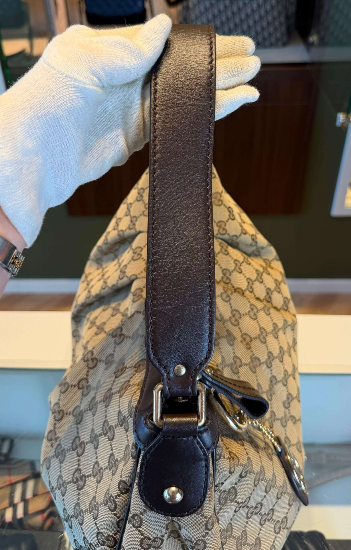 Gucci Sukey Medium Hobo Bag - Afbeelding 8