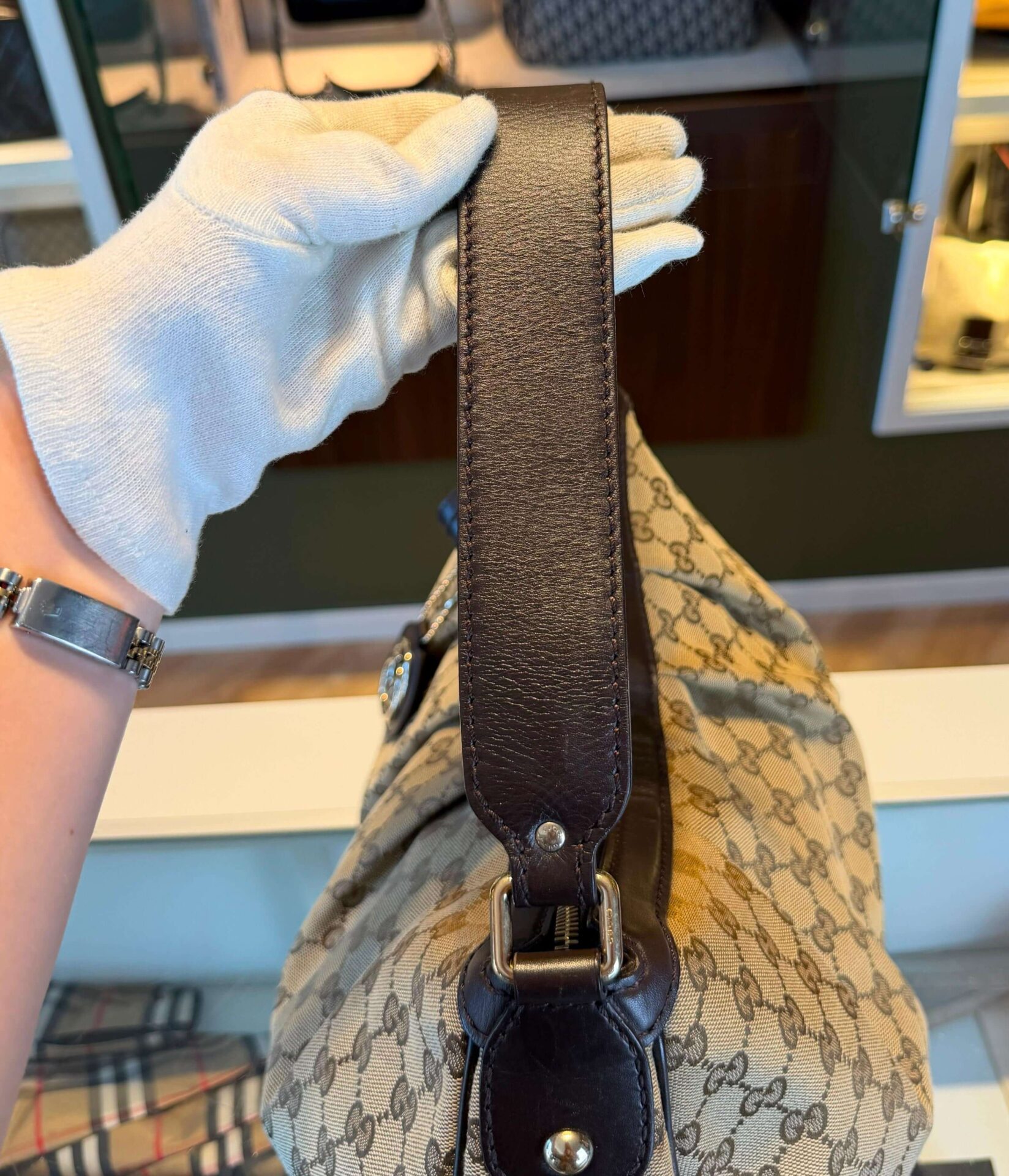 Gucci Sukey Medium Hobo Bag - Afbeelding 7