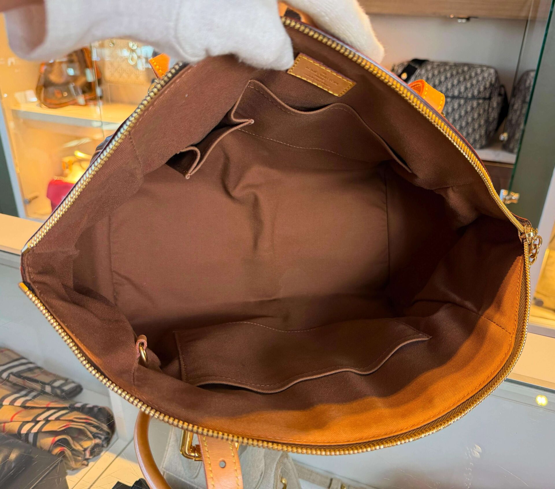 Louis Vuitton Tivoli MM - Afbeelding 13