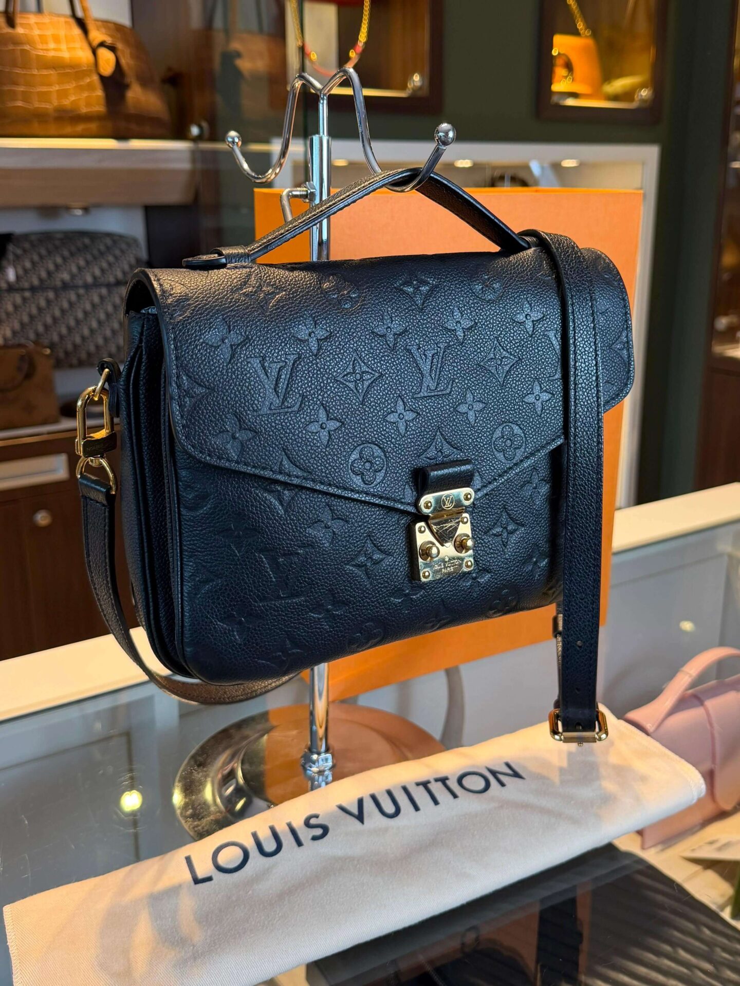 Louis Vuitton Pochette Métis - Afbeelding 3
