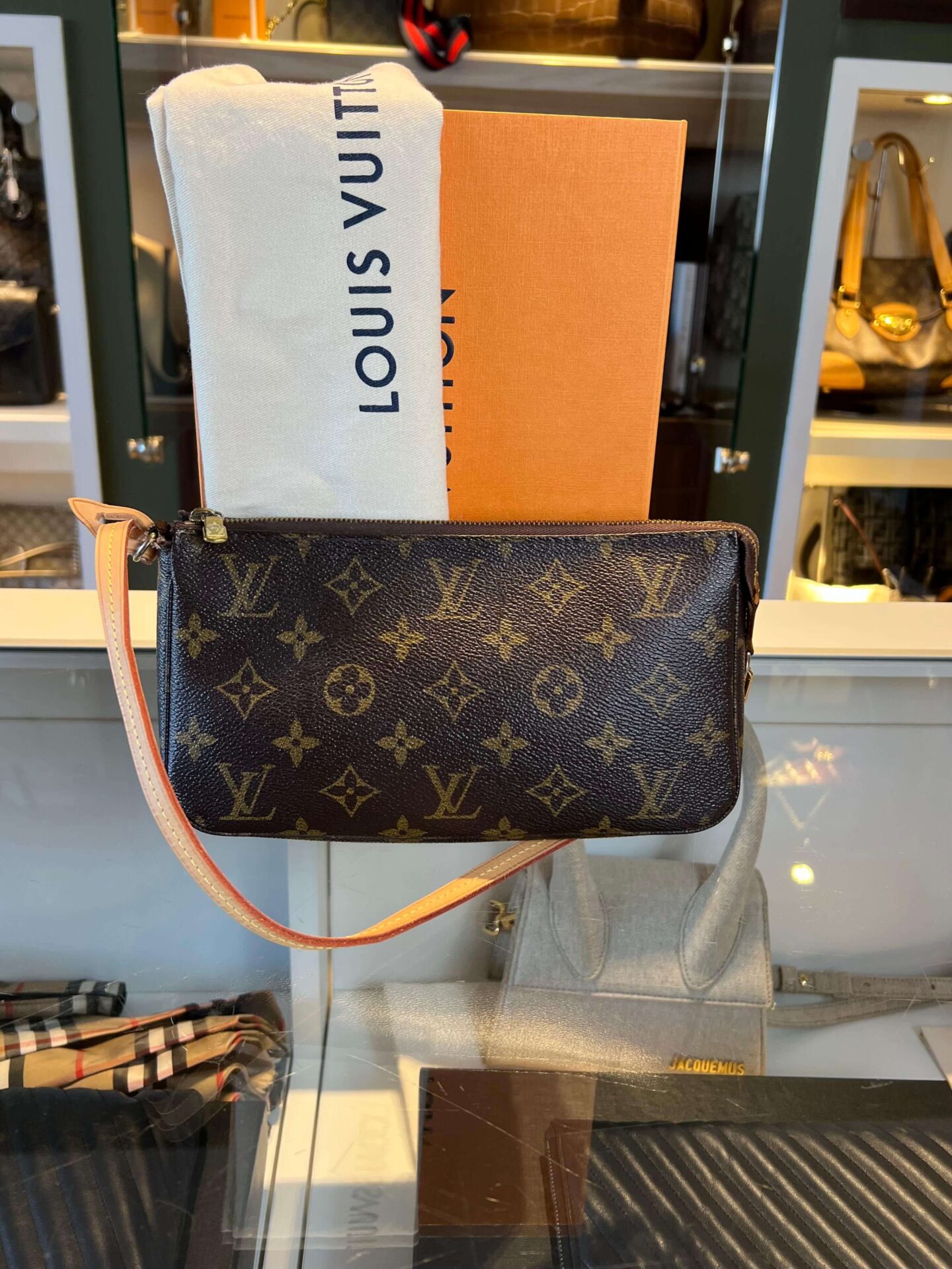 louis vuitton pochette accessoires