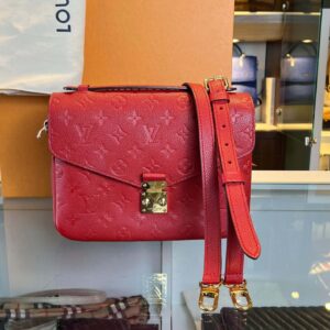 Louis Vuitton Pochette Métis