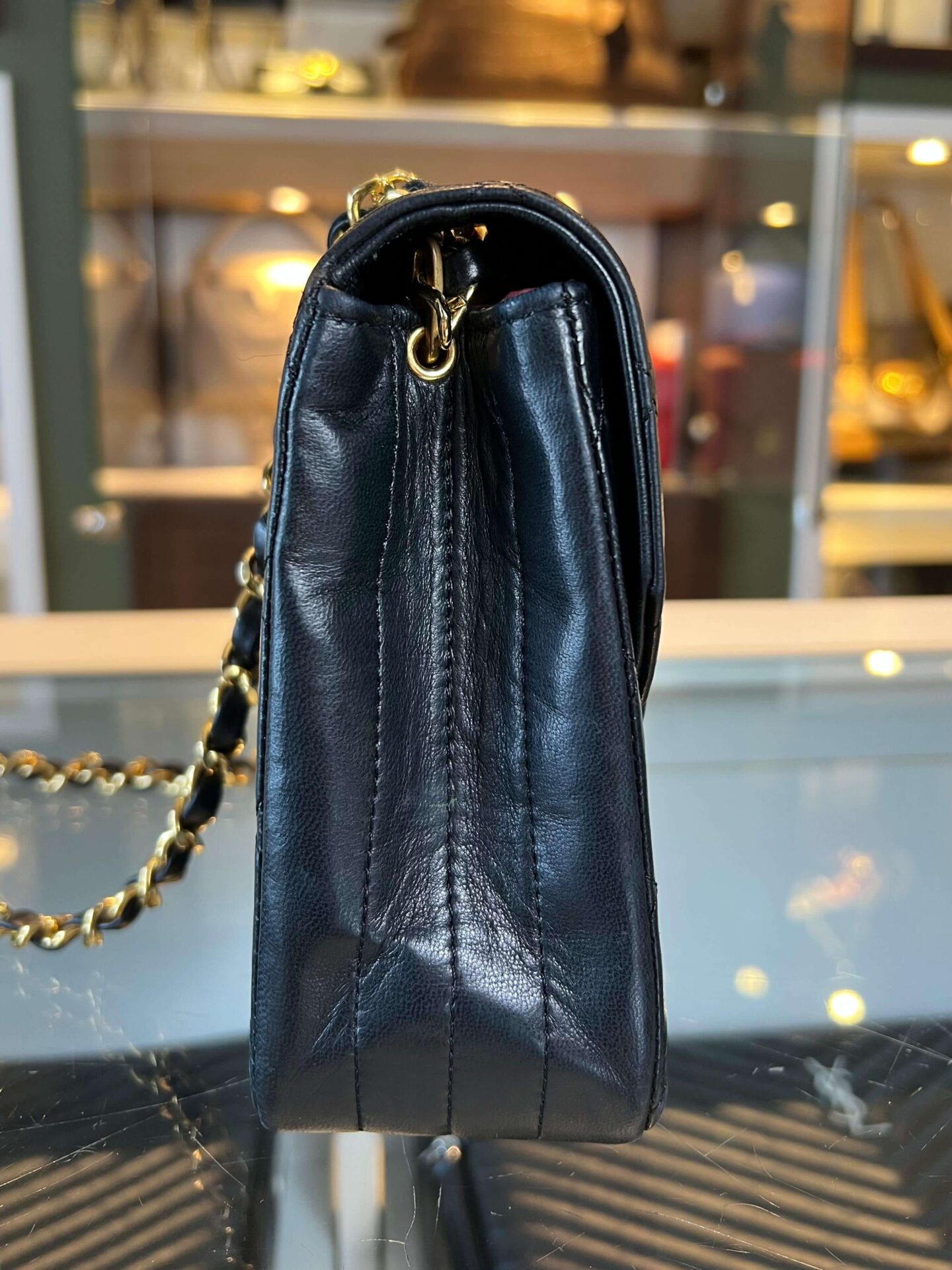 Chanel Half Moon Flap Bag - Afbeelding 8