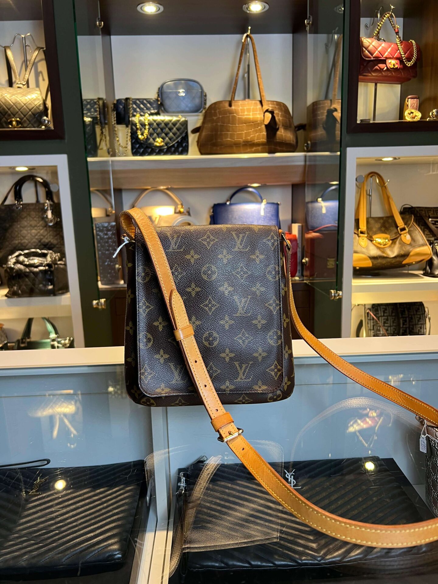 Louis Vuitton Musette Salsa
