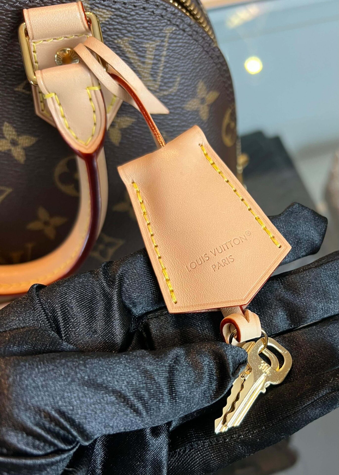 Louis Vuitton Alma BB monogram - Afbeelding 16