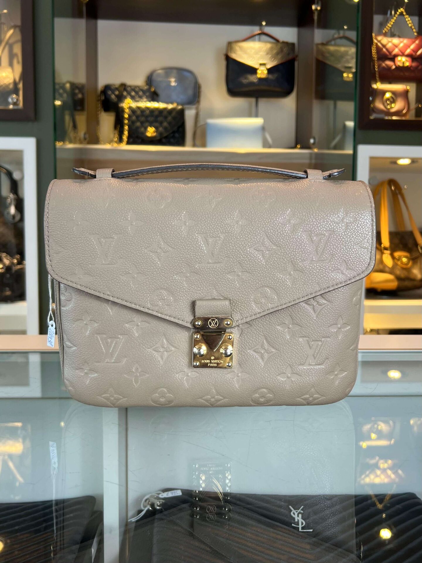 Louis Vuitton Pochette Métis - Afbeelding 2