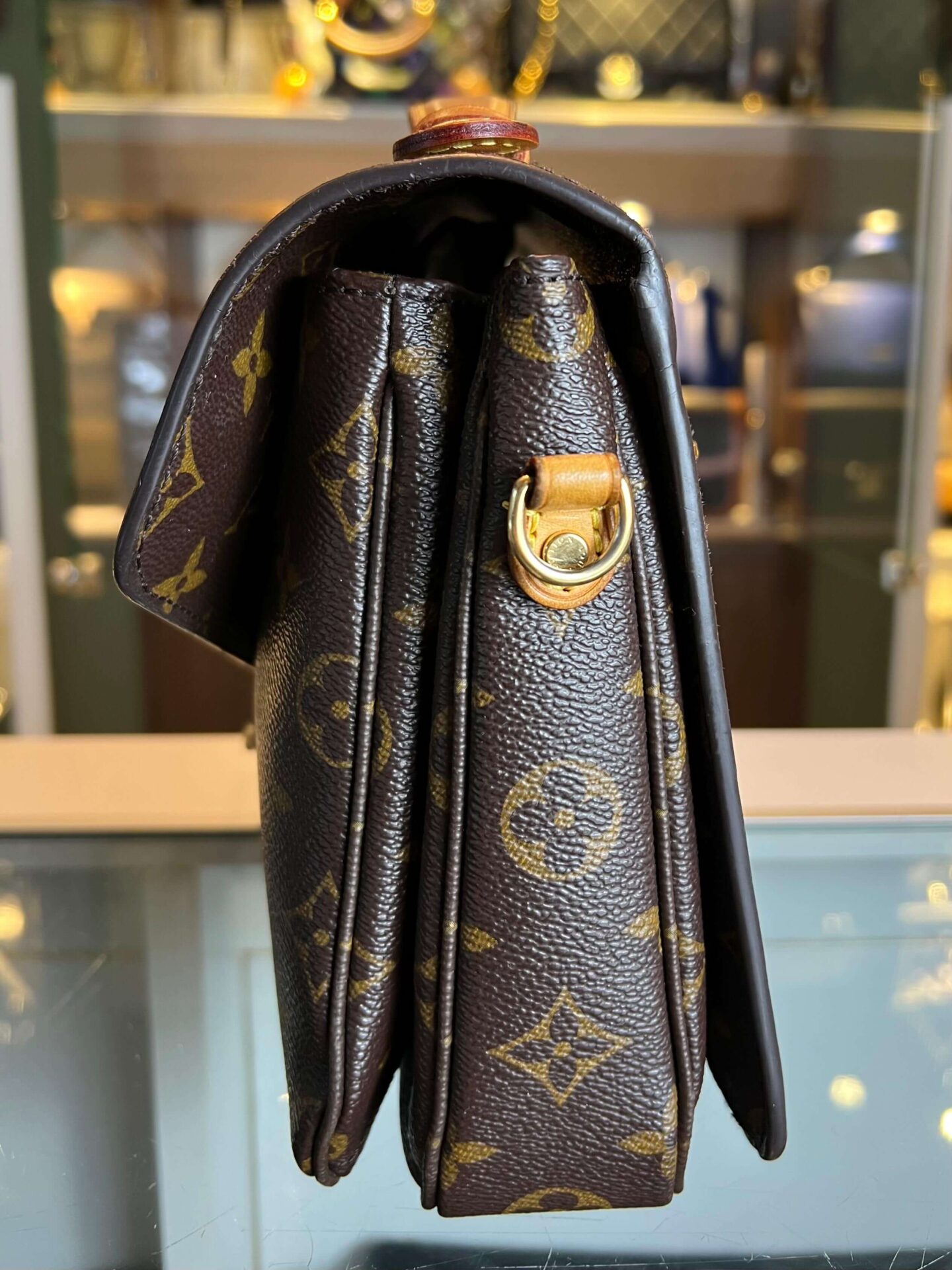 Louis Vuitton Pochette Métis - Afbeelding 4