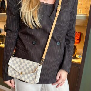 Vachetta leather crossbody strap