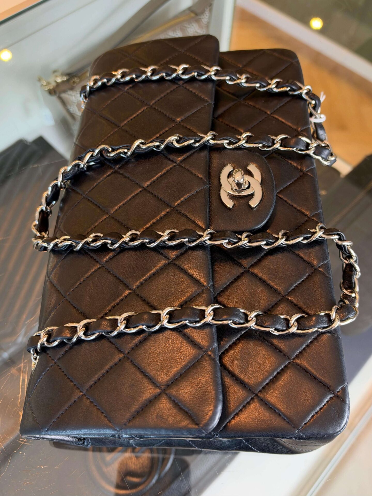 Chanel Classic Double Flap Bag Medium - Afbeelding 4